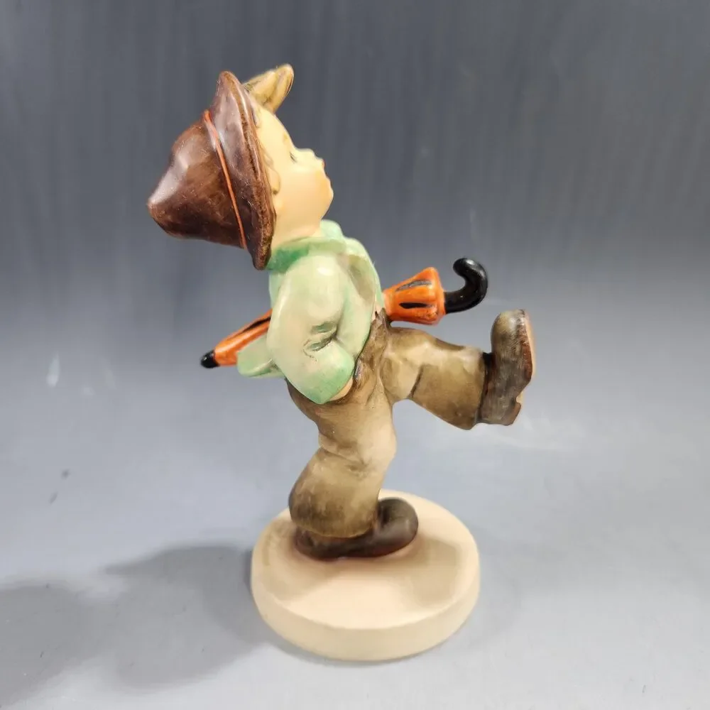 Set 3 Hummel Figurines #128 The Baker #95 Brother #109 Happy Traveler Goebel